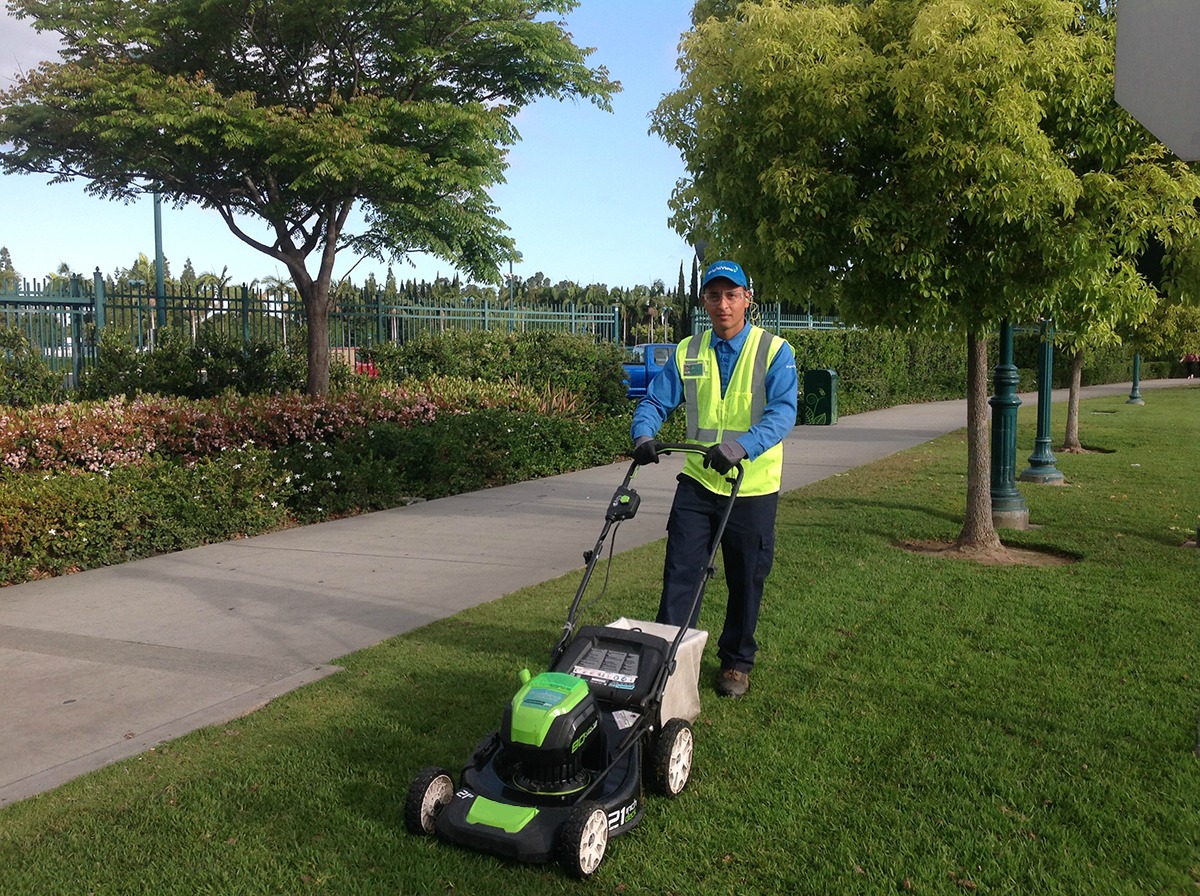 Zero-Emission Mower BrightView